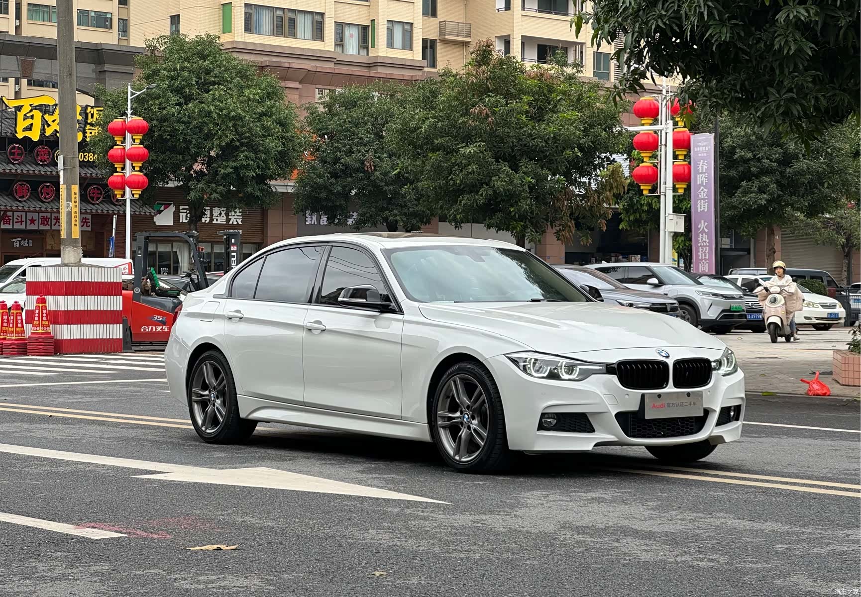 BMW 3 Series, 2018 все фото