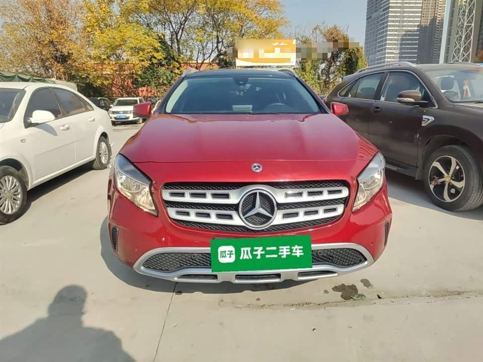 Mercedes-Benz GLA