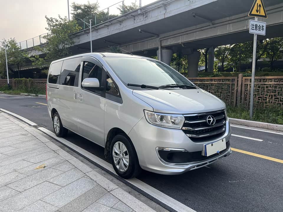 JAC Refine Ruifeng M3