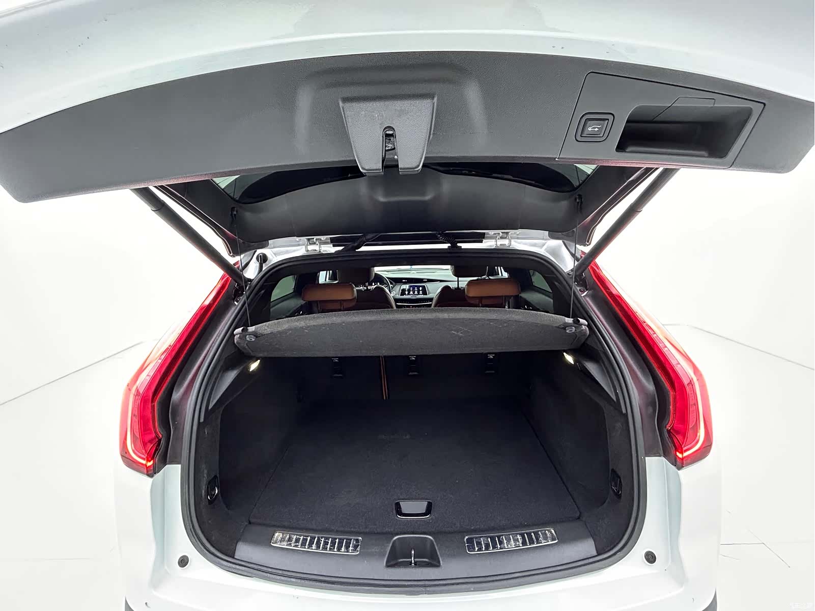 Cadillac XT4, 2021 18