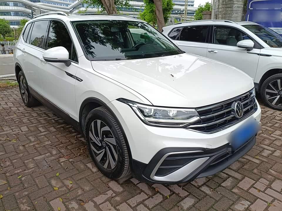 Volkswagen Tiguan L Volkswagen Tiguan L