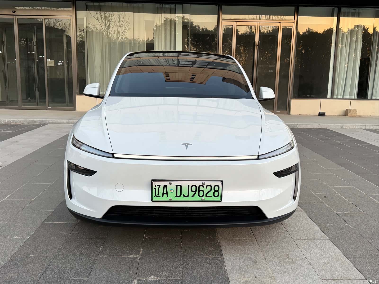 Tesla Model Y, 2025 2