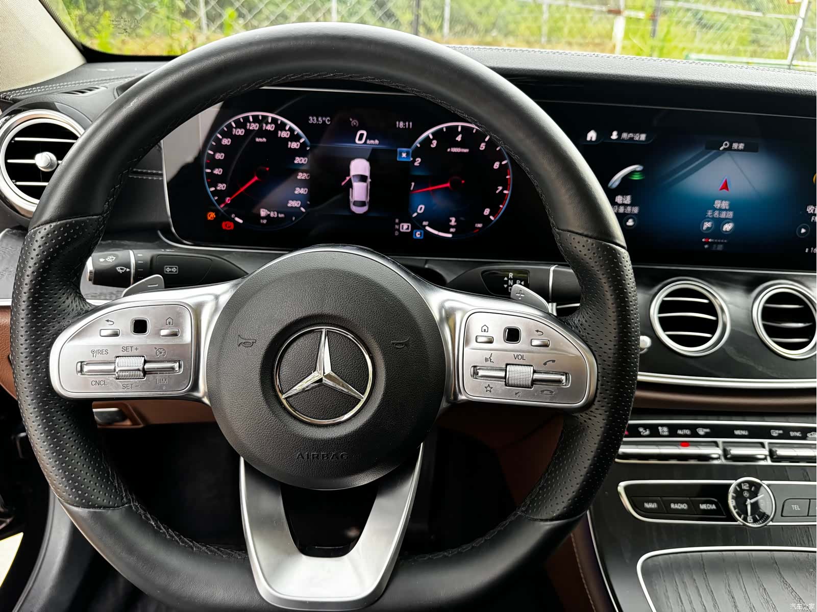 Mercedes-Benz E-Class, 2019 10