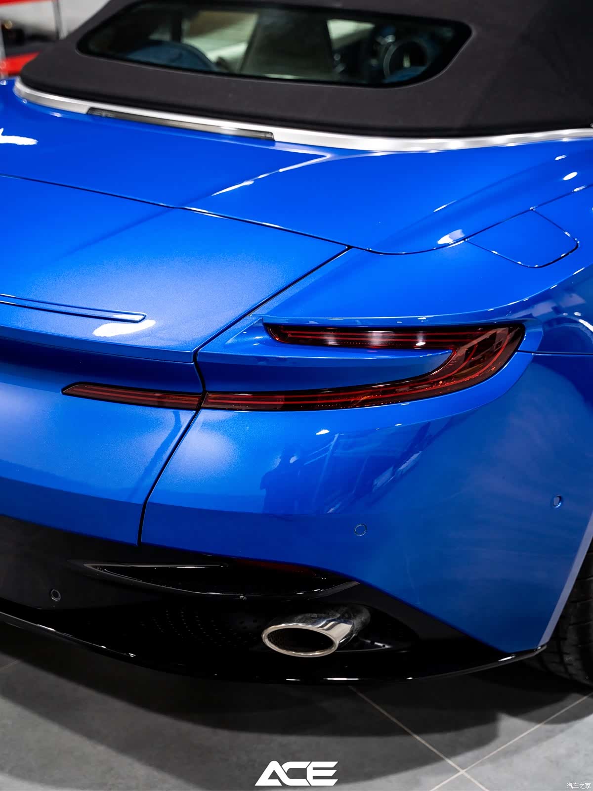 Aston Martin DB11, 2019 15
