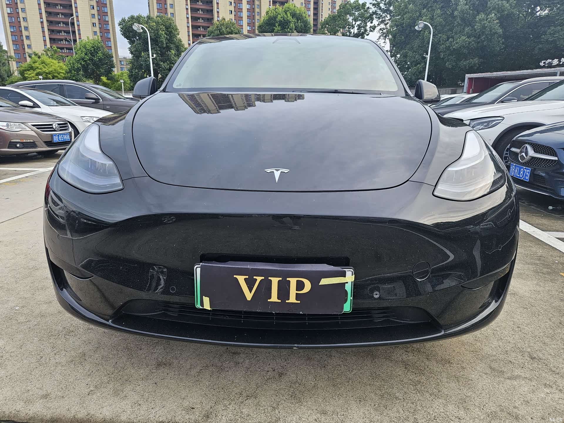 Tesla Model Y, 2023 2