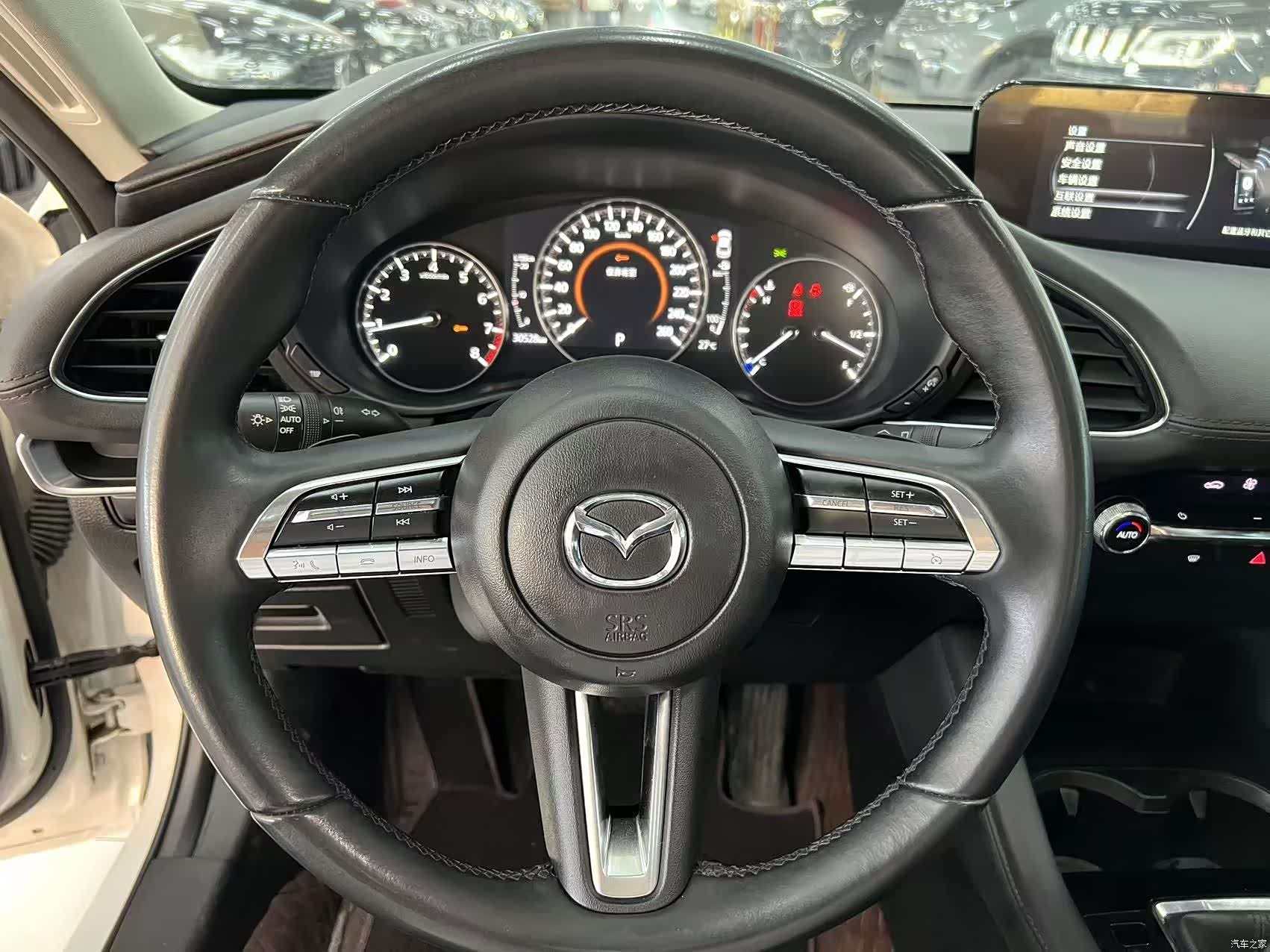 Mazda Mazda3, 2024 11