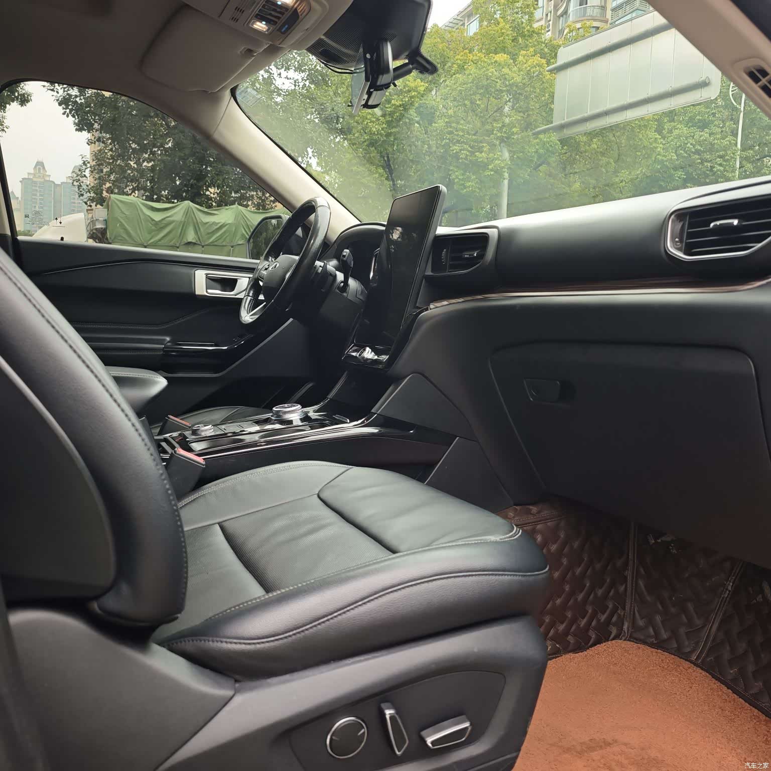 Ford Explorer, 2020 15