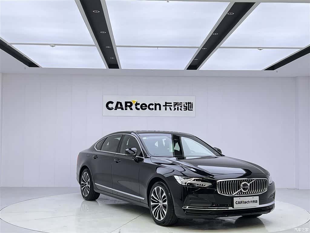 Volvo S90, 2025 2