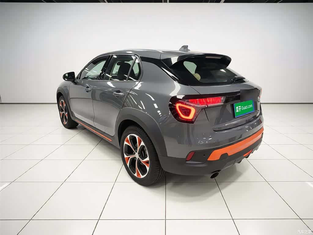 Lynk & Co 01, 2019 все фото
