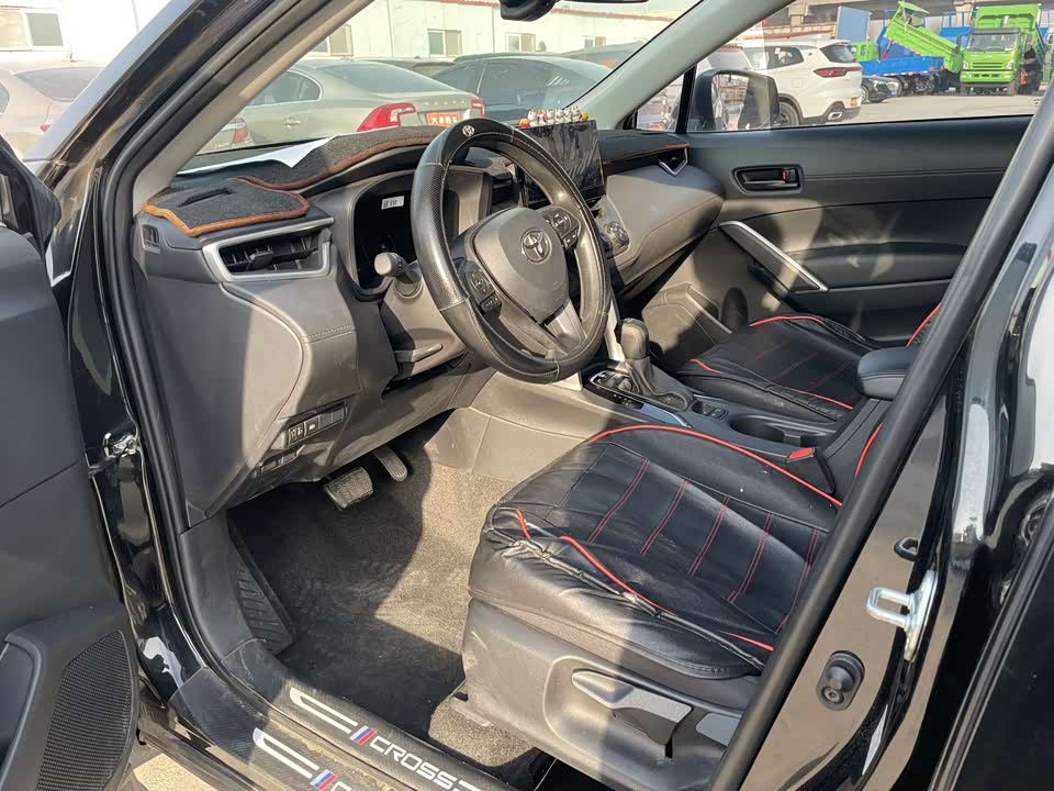 Toyota Corolla Sharp amplifier