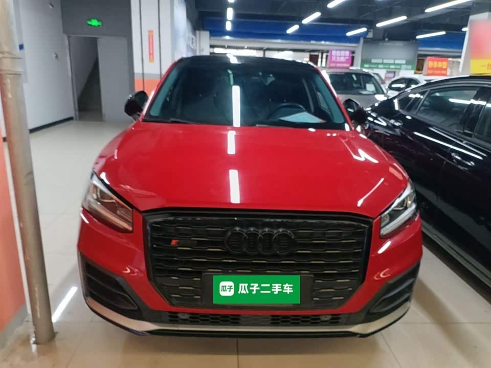 Audi Q2L