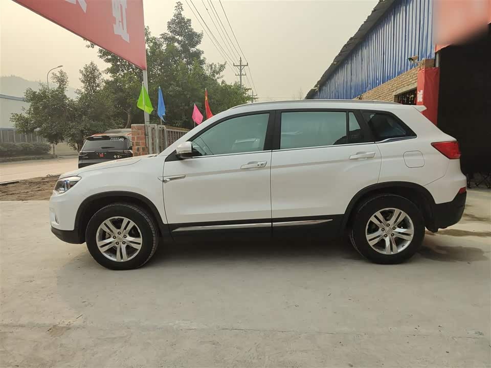 Changan CS75