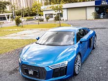 �µ�R8 2016�� V10 Coupe Performance