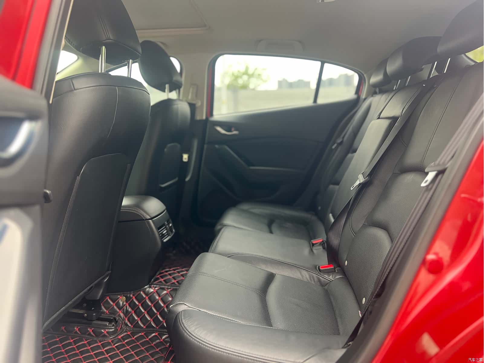 Mazda Mazda3, 2017 6