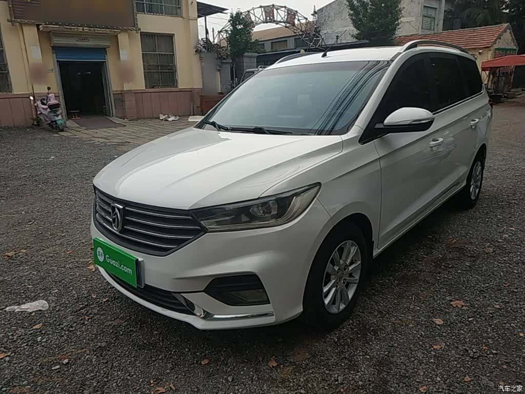 Wuling 360, 2018 1