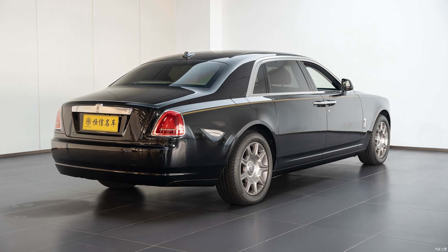 Rolls-Royce Ghost, 2016 6