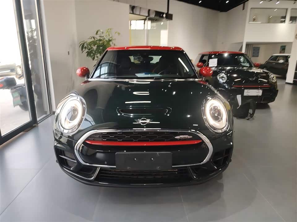 MINI JCW CLUBMAN