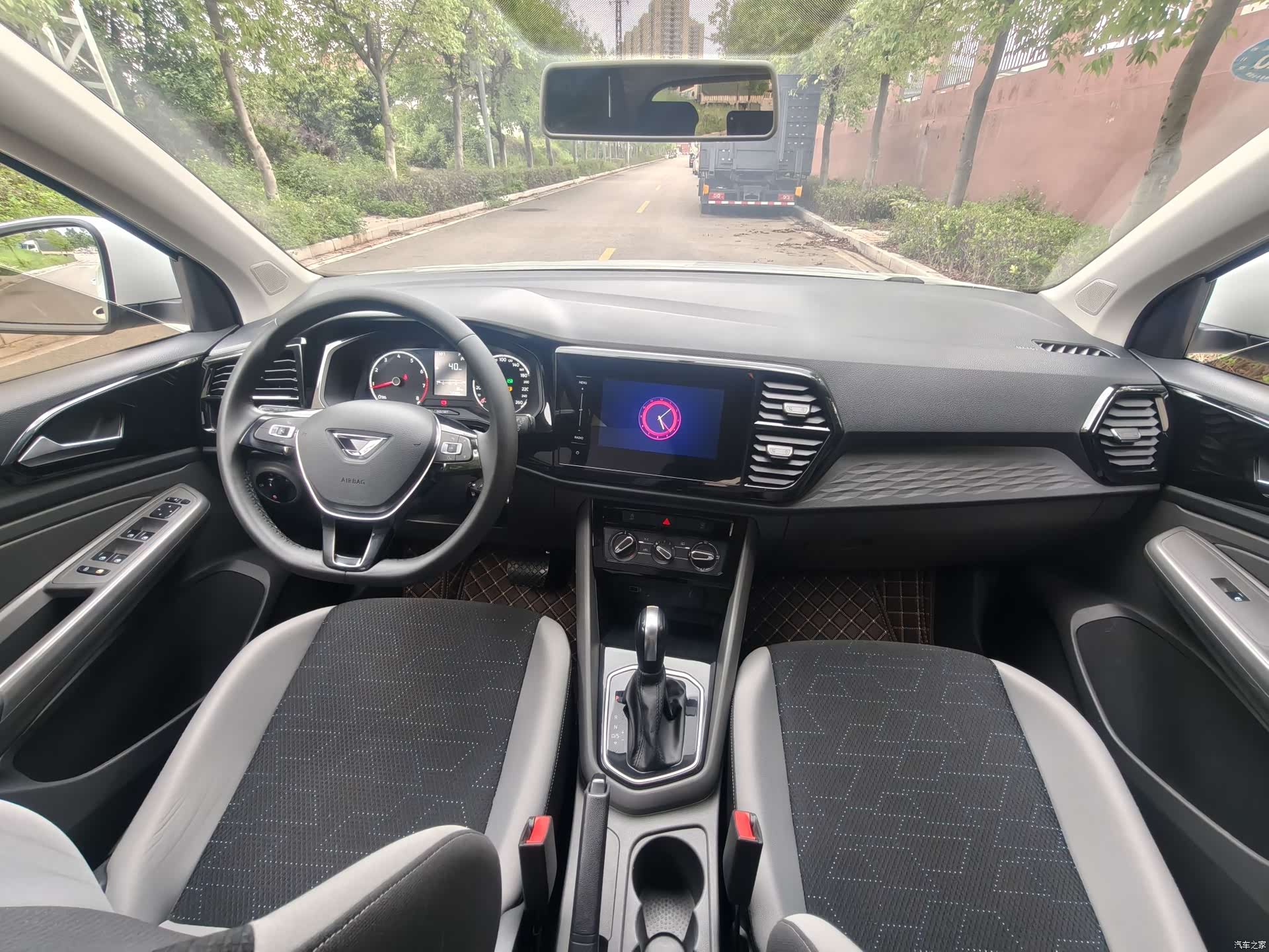 Volkswagen VS5, 2019 11