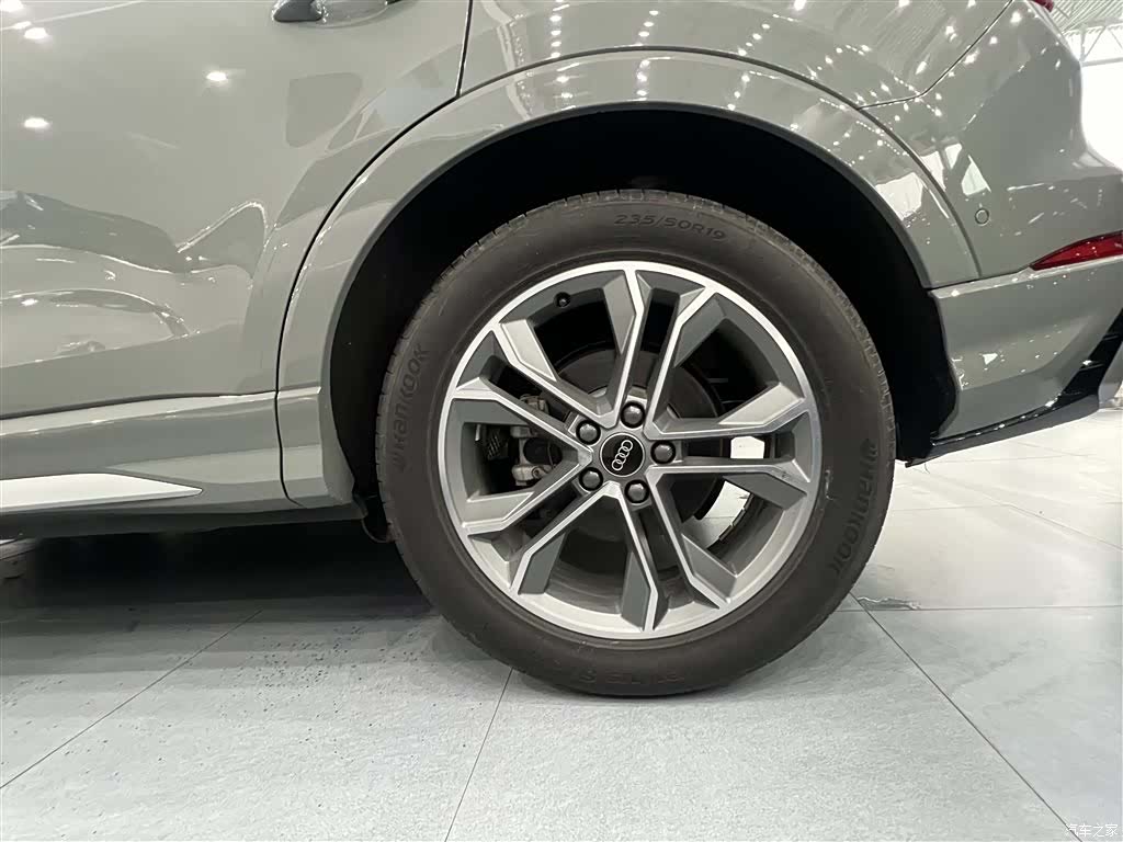 Audi Q3, 2024 21