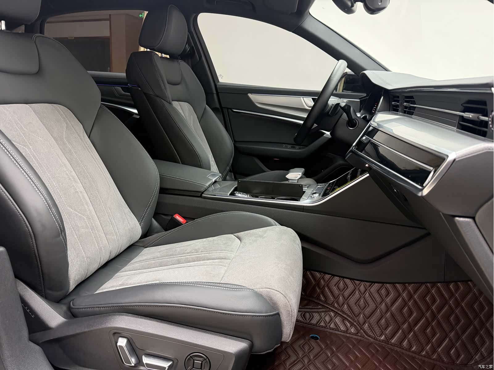 Audi A6L, 2024 17