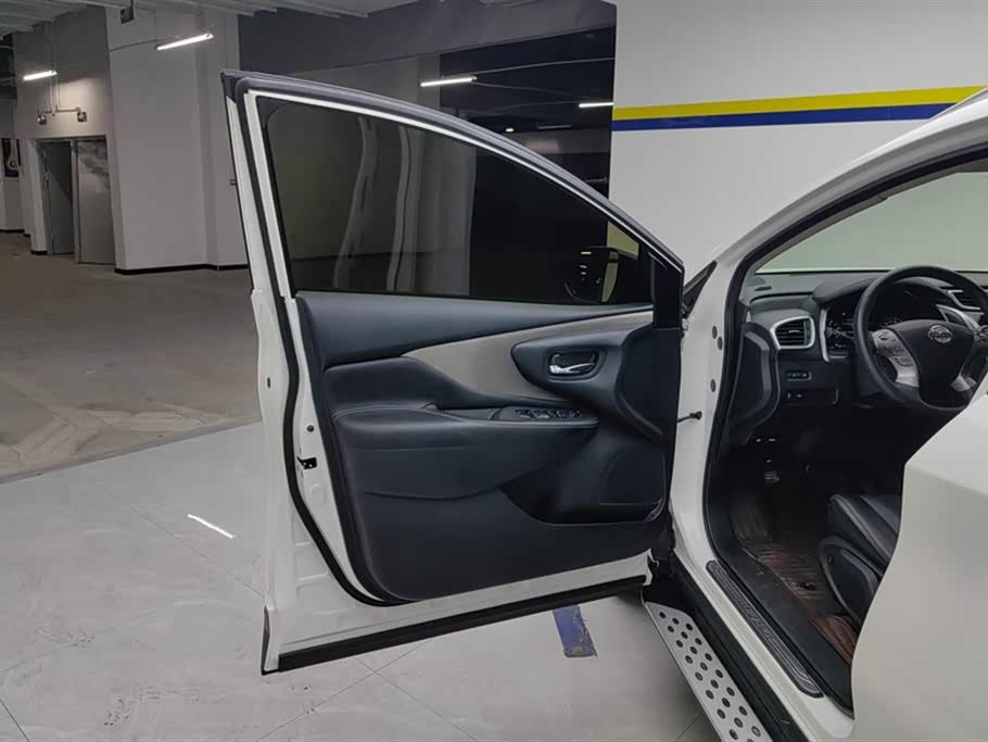 Nissan Loulan Nissan Loulan