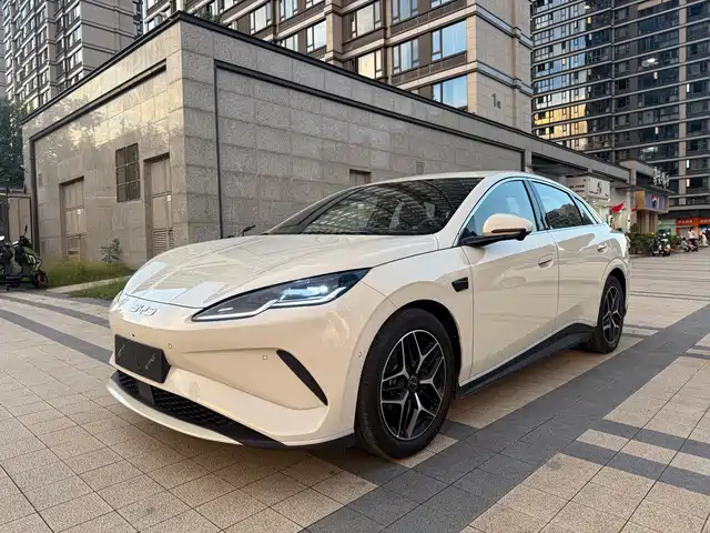 BYD Hai Bao 06 2025 — купить из Китая под заказ
