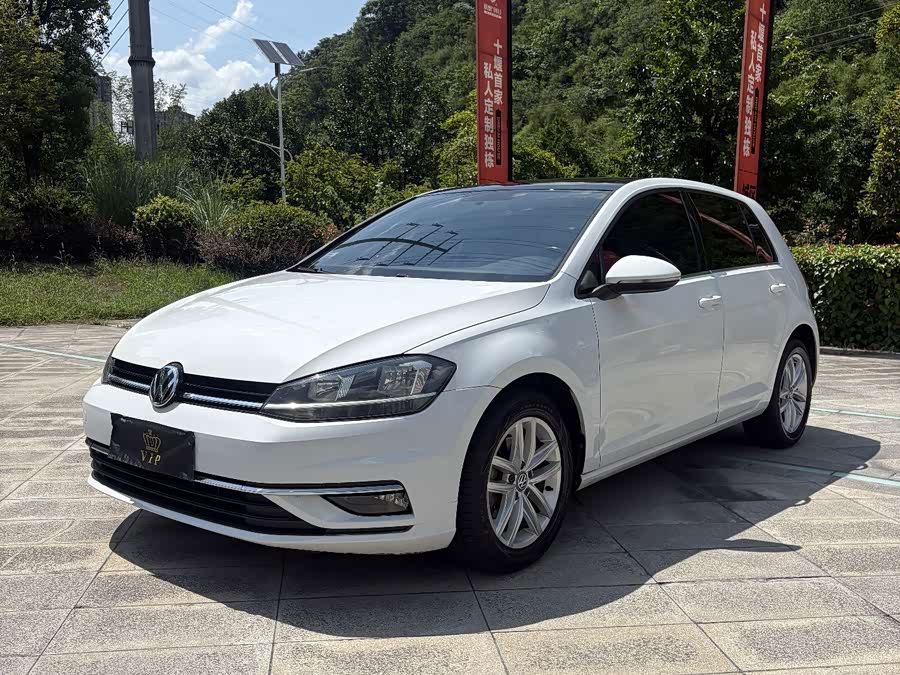 Volkswagen Golf 2018, фото 1