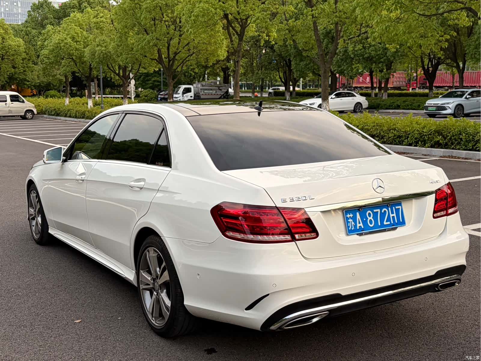Mercedes-Benz E-Class, 2015 13