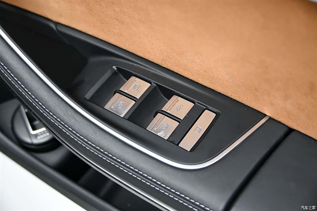 Audi A8L, 2024 26