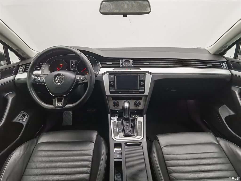 Volkswagen Magotan, 2017 все фото