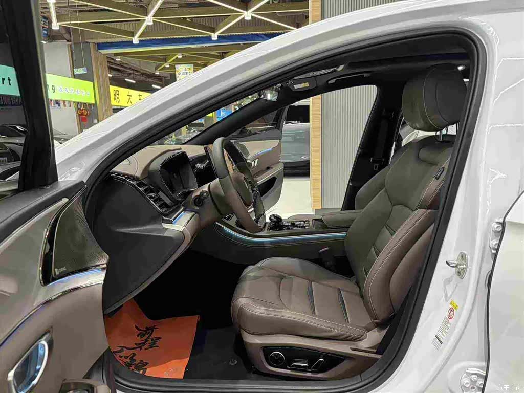 BYD Han, 2022 9