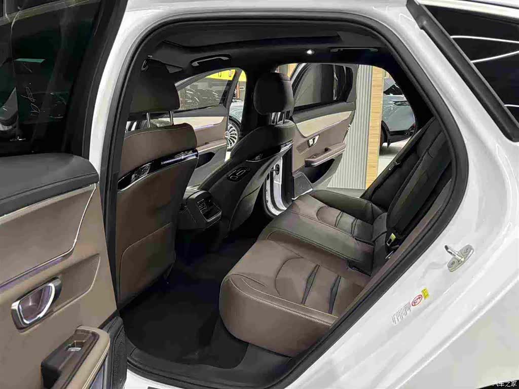 BYD Han, 2022 12