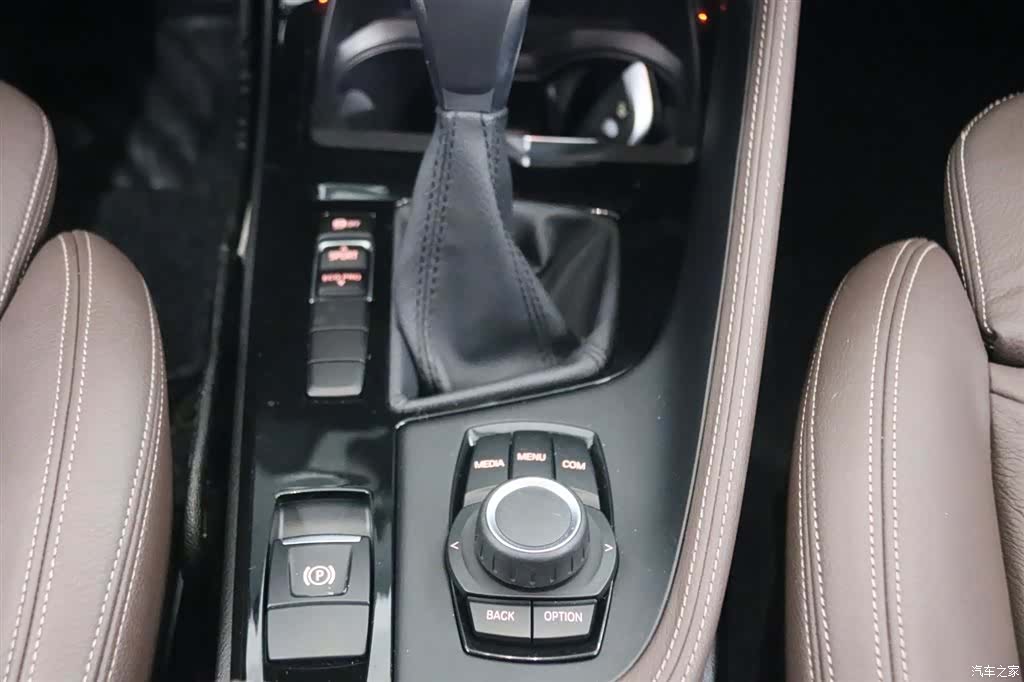BMW X1, 2018 11