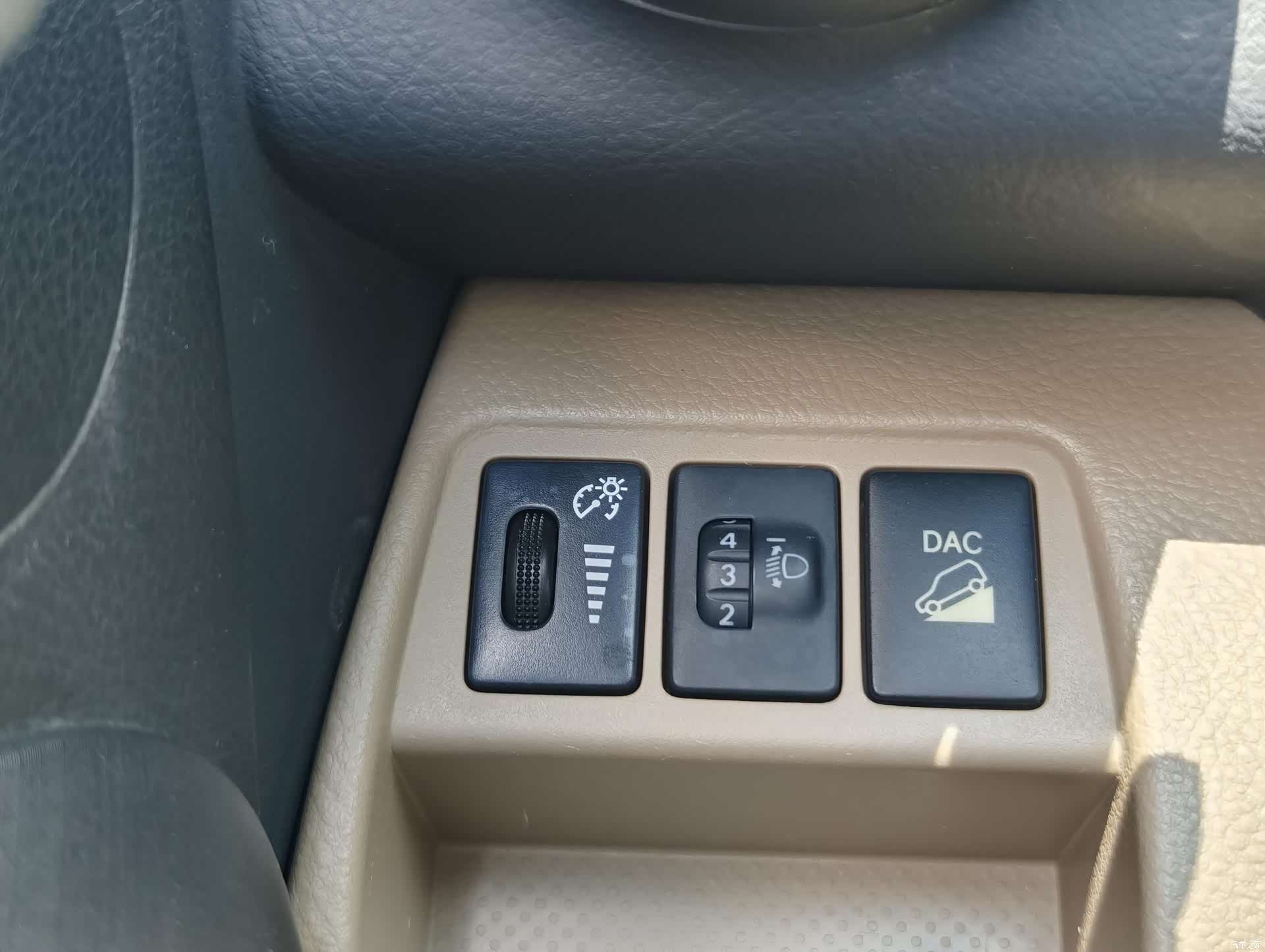 Toyota RAV4, 2013 12
