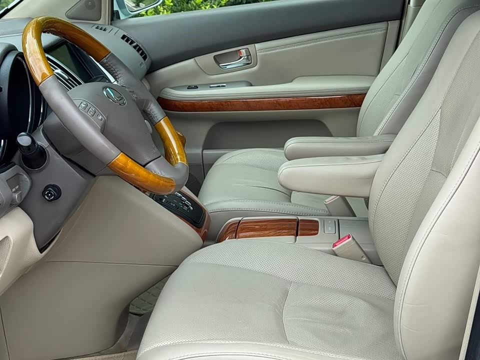 Lexus RX Classic