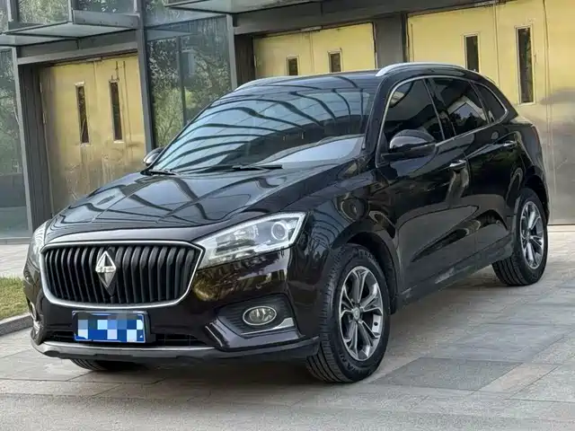 Borgward BX7 2018 — купить из Китая под заказ