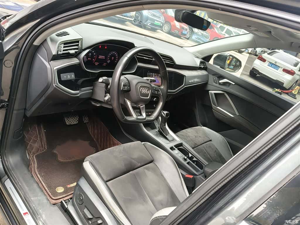 Audi Q3, 2021 24