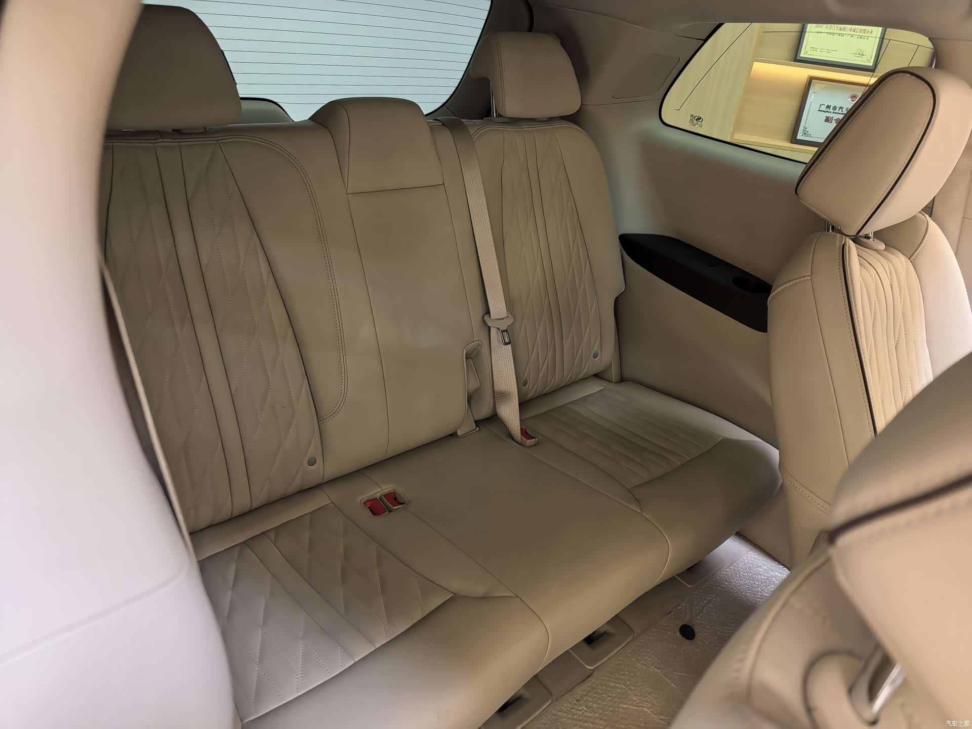 Buick GL8, 2022 20