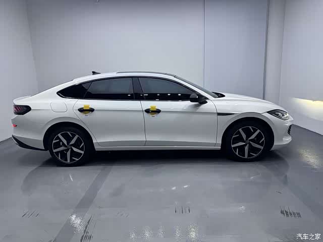 Volkswagen Lamando, 2024 7