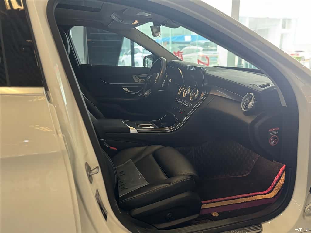 Mercedes-Benz C-Class, 2019 12