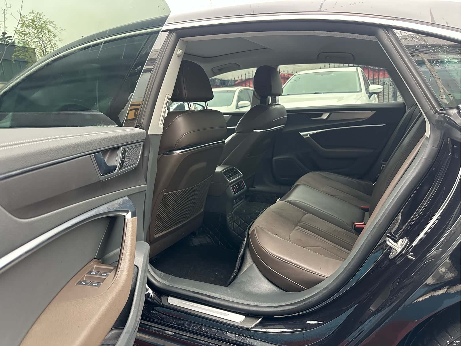 Audi A7L, 2023 9
