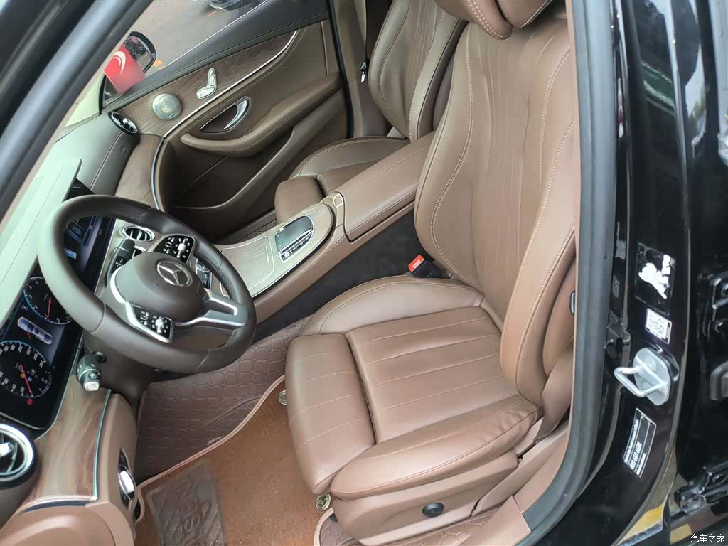 Mercedes-Benz E-Class, 2020 14