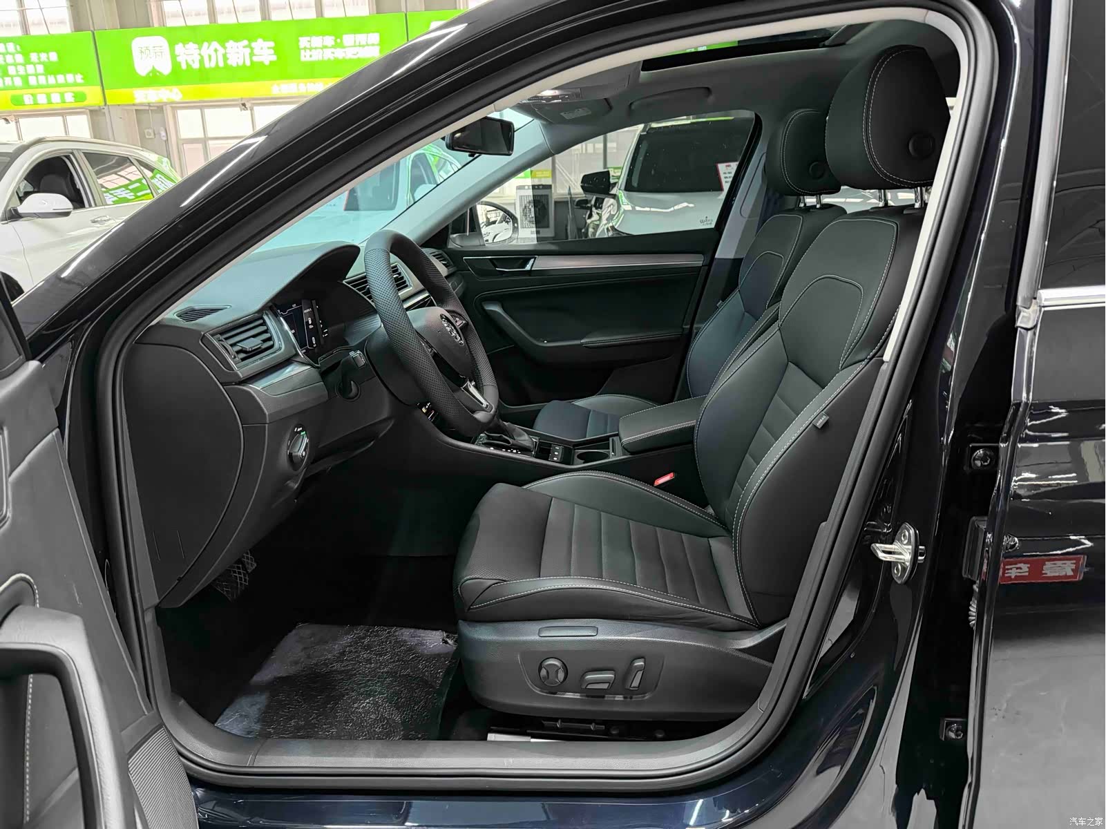 Skoda Superb, 2022 8