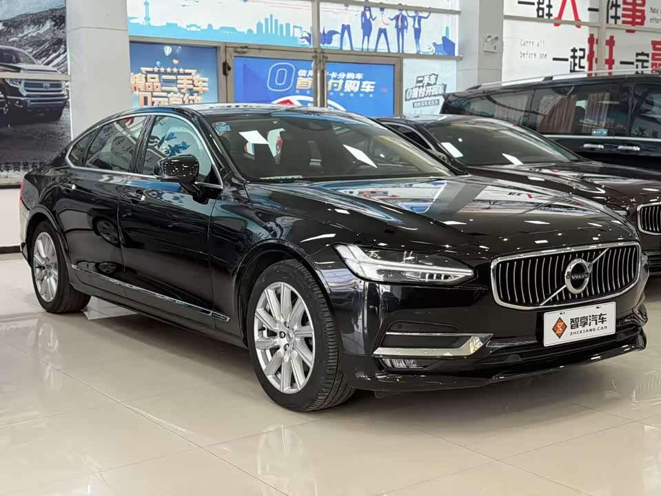 Volvo S90
