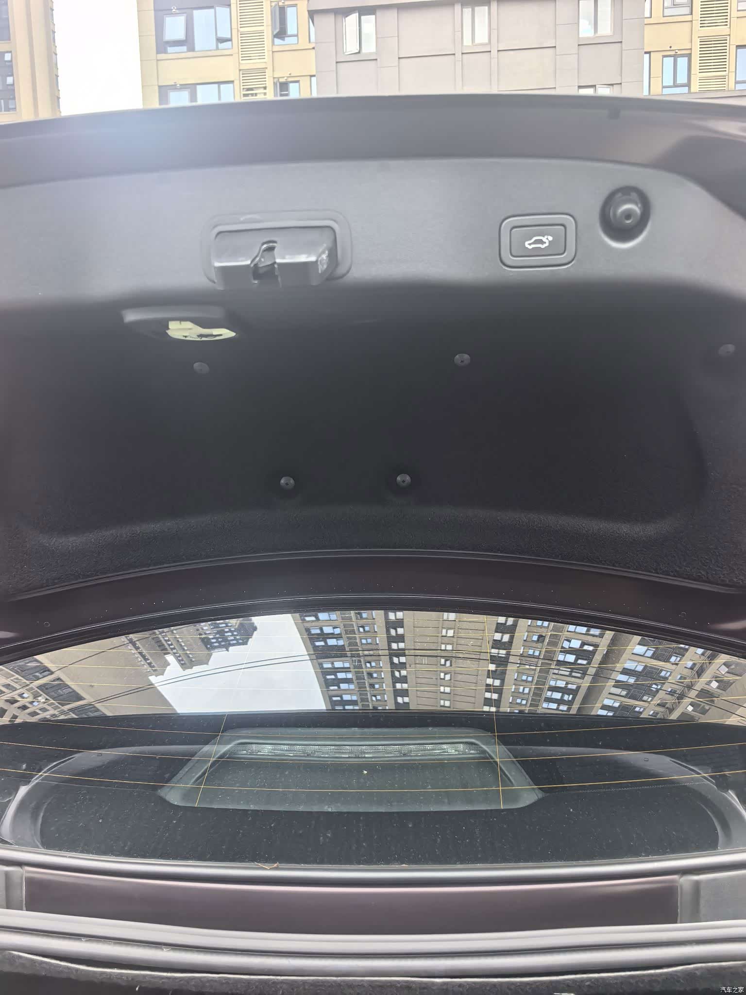 Jaguar XJ, 2018 10