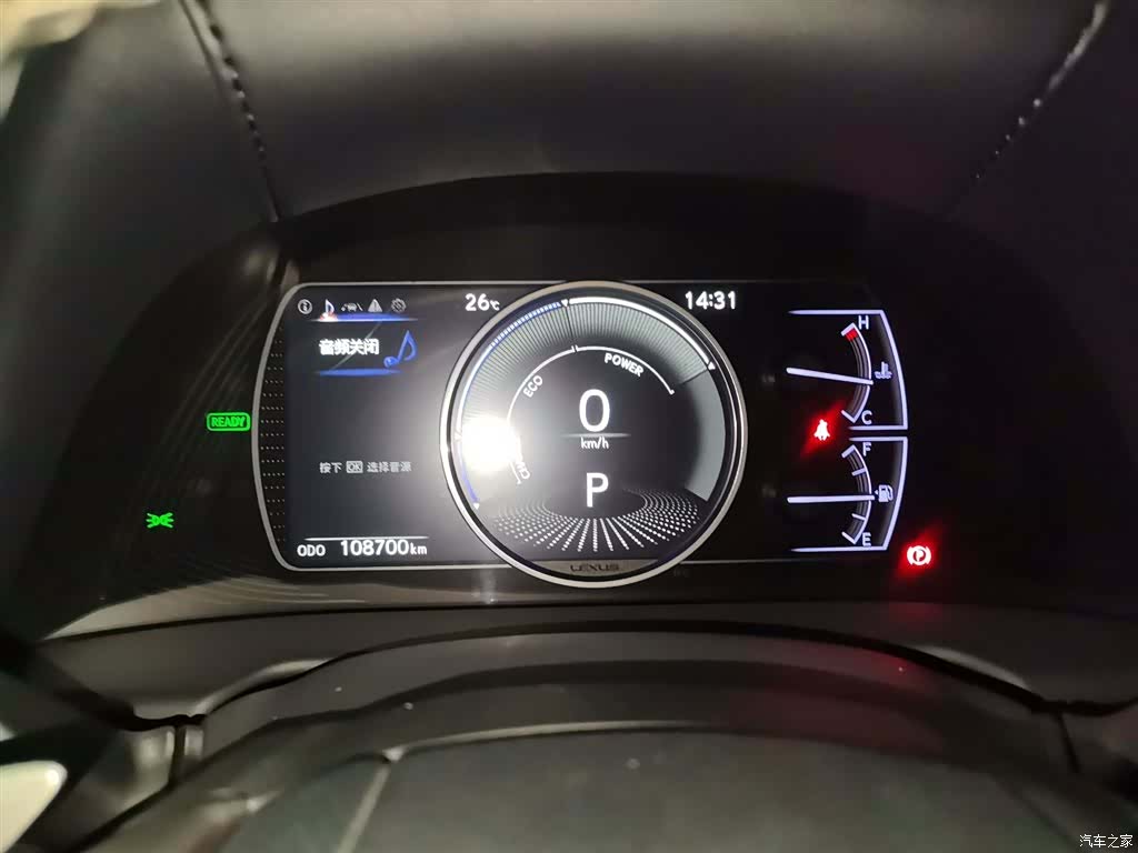 Lexus ES, 2018 все фото