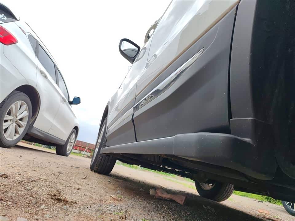Changan CS75