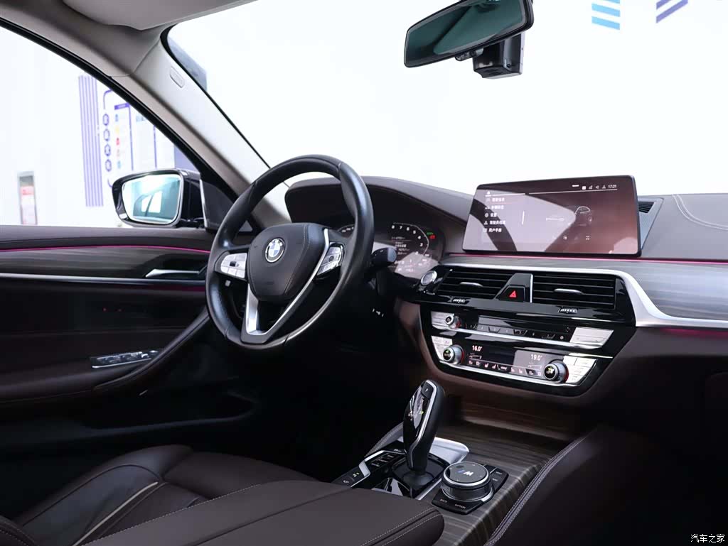 BMW 5 Series, 2020 14