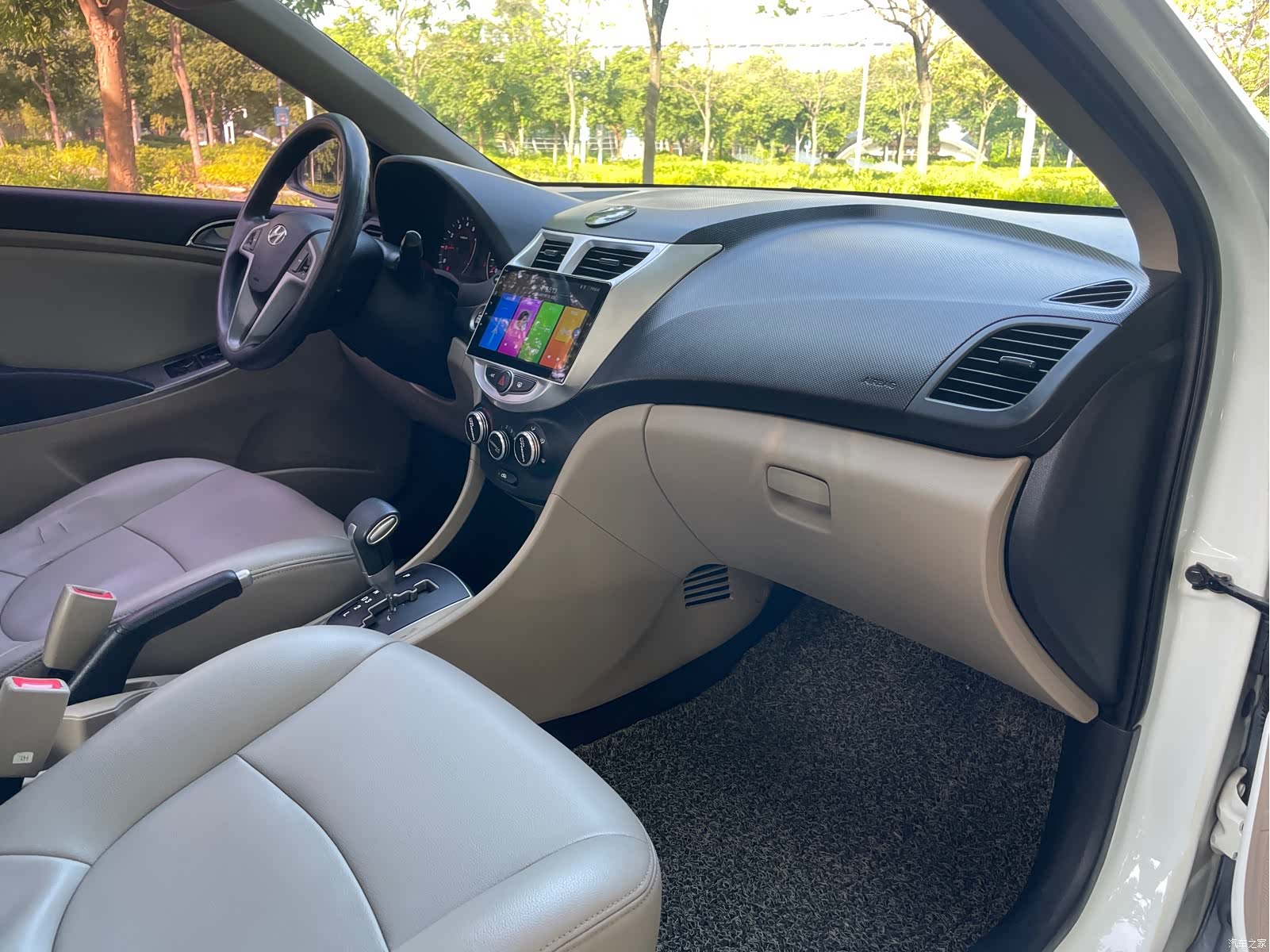 Hyundai GLS, 2016 14