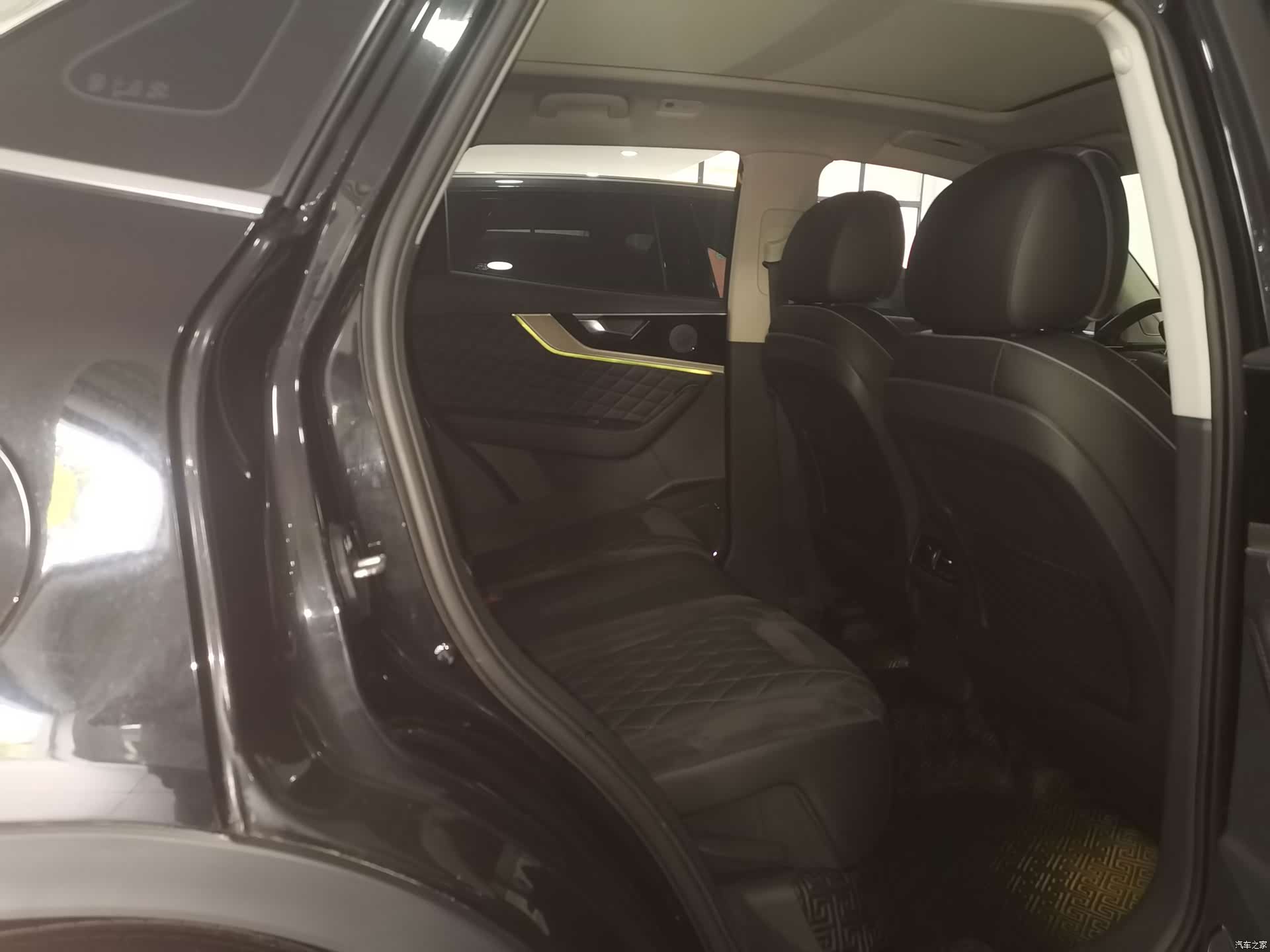 Hongqi HS5, 2021 все фото
